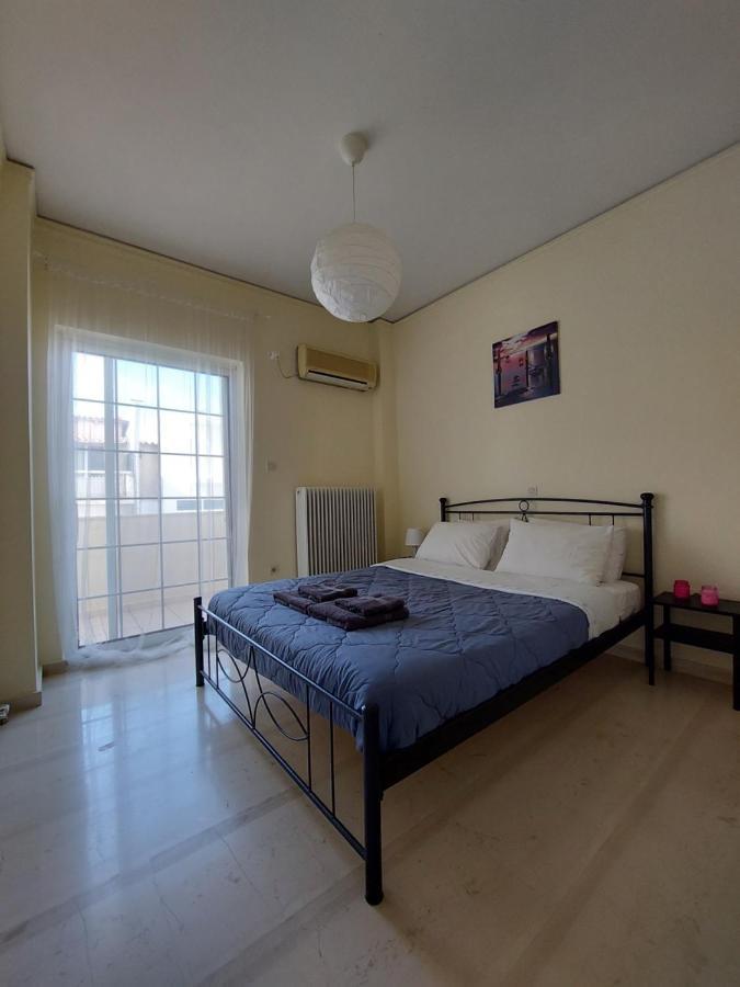Eleni'S Seafront Apartment Луца Экстерьер фото
